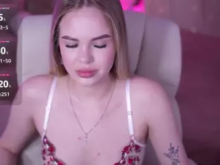 EvaCrush's Live Sex Cam Show