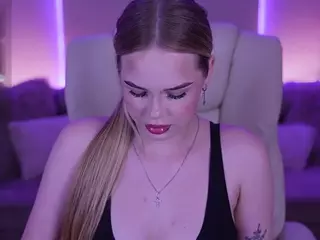 EvaCrush's Live Sex Cam Show
