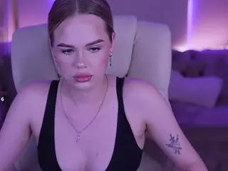 EvaCrush's Live Sex Cam Show