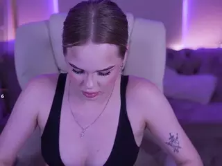 EvaCrush's Live Sex Cam Show
