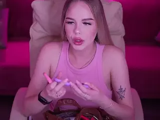 EvaCrush's Live Sex Cam Show