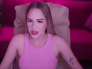 EvaCrush's Live Sex Cam Show