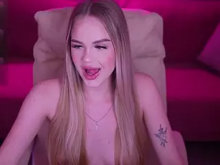 EvaCrush's Live Sex Cam Show