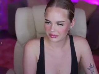 EvaCrush's Live Sex Cam Show