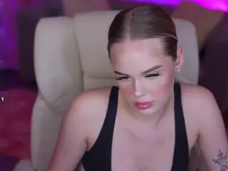 EvaCrush's Live Sex Cam Show