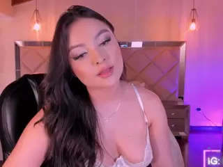 IvyJonesx's Live Sex Cam Show