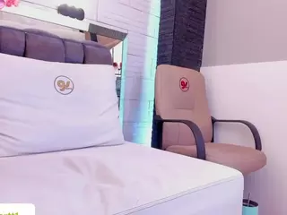 Jade-Heartt's Live Sex Cam Show