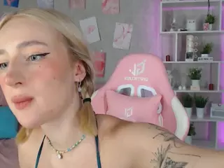 Cassie Reed's Live Sex Cam Show