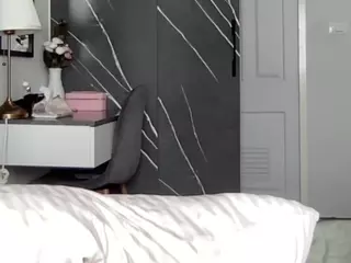 itsBellaAxxx's Live Sex Cam Show