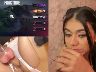 LeahVega's Live Sex Cam Show