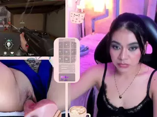 LeahVega's Live Sex Cam Show