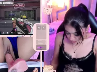 LeahVega's Live Sex Cam Show