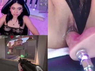 LeahVega's Live Sex Cam Show