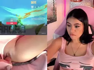 LeahVega's Live Sex Cam Show