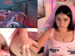 LeahVega's Live Sex Cam Show