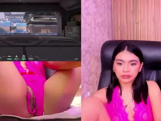 LeahVega's Live Sex Cam Show