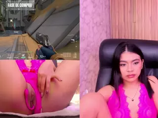 LeahVega's Live Sex Cam Show