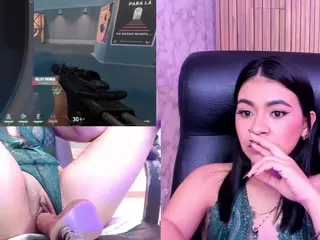 LeahVega's Live Sex Cam Show