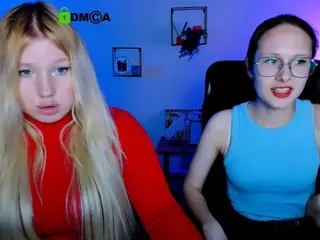 mona-cloud's Live Sex Cam Show