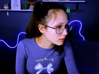 mona-cloud's Live Sex Cam Show