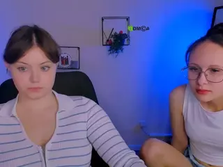 mona-cloud's Live Sex Cam Show