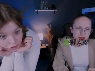 mona-cloud's Live Sex Cam Show