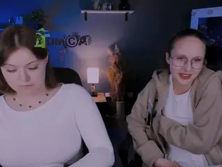 mona-cloud's Live Sex Cam Show