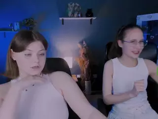 mona-cloud's Live Sex Cam Show