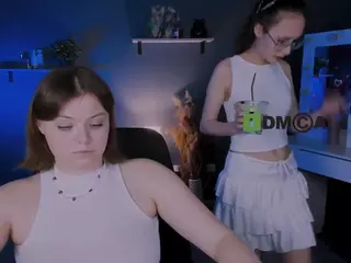 mona-cloud's Live Sex Cam Show