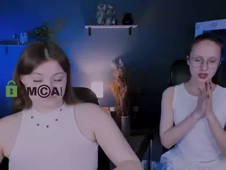 mona-cloud's Live Sex Cam Show