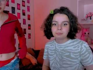 Live cam show with mona-cloud