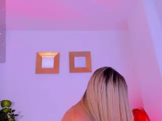 PatyLawrence's Live Sex Cam Show