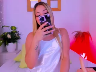 PatyLawrence's Live Sex Cam Show