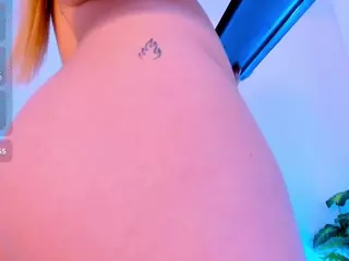 PatyLawrence's Live Sex Cam Show