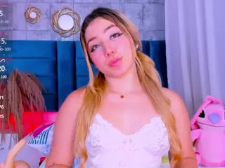 PatyLawrence's Live Sex Cam Show
