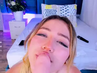PatyLawrence's Live Sex Cam Show
