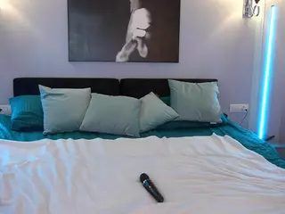 AmanetMe's Live Sex Cam Show