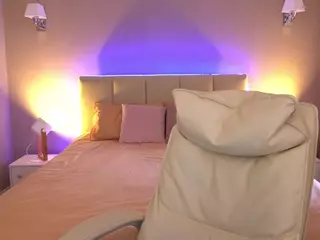 AmanetMe's Live Sex Cam Show