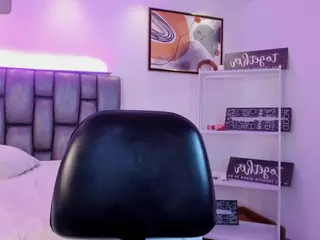 Catalinaa-Santana's Live Sex Cam Show