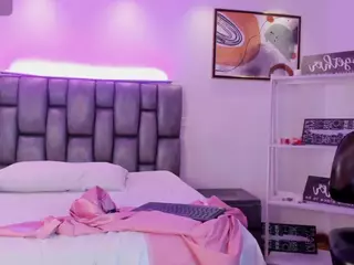 Catalinaa-Santana's Live Sex Cam Show