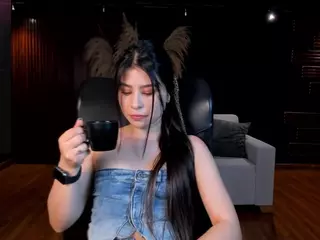 Catalinaa-Santana's Live Sex Cam Show