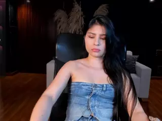 Catalinaa-Santana's Live Sex Cam Show