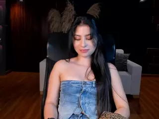 Catalinaa-Santana's Live Sex Cam Show