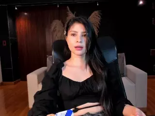 Catalinaa-Santana's Live Sex Cam Show