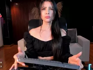 Catalinaa-Santana's Live Sex Cam Show