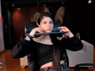 Catalinaa-Santana's Live Sex Cam Show