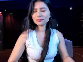 Catalinaa-Santana's Live Sex Cam Show