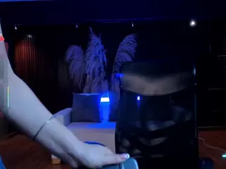 Catalinaa-Santana's Live Sex Cam Show