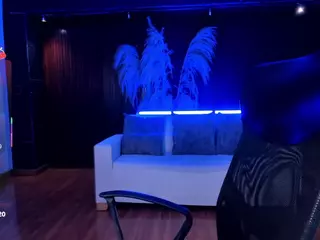 Catalinaa-Santana's Live Sex Cam Show