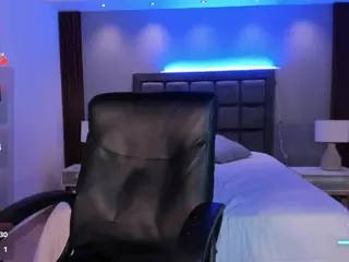 Catalinaa-Santana's Live Sex Cam Show